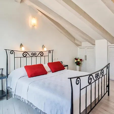 Sky Apartment *
